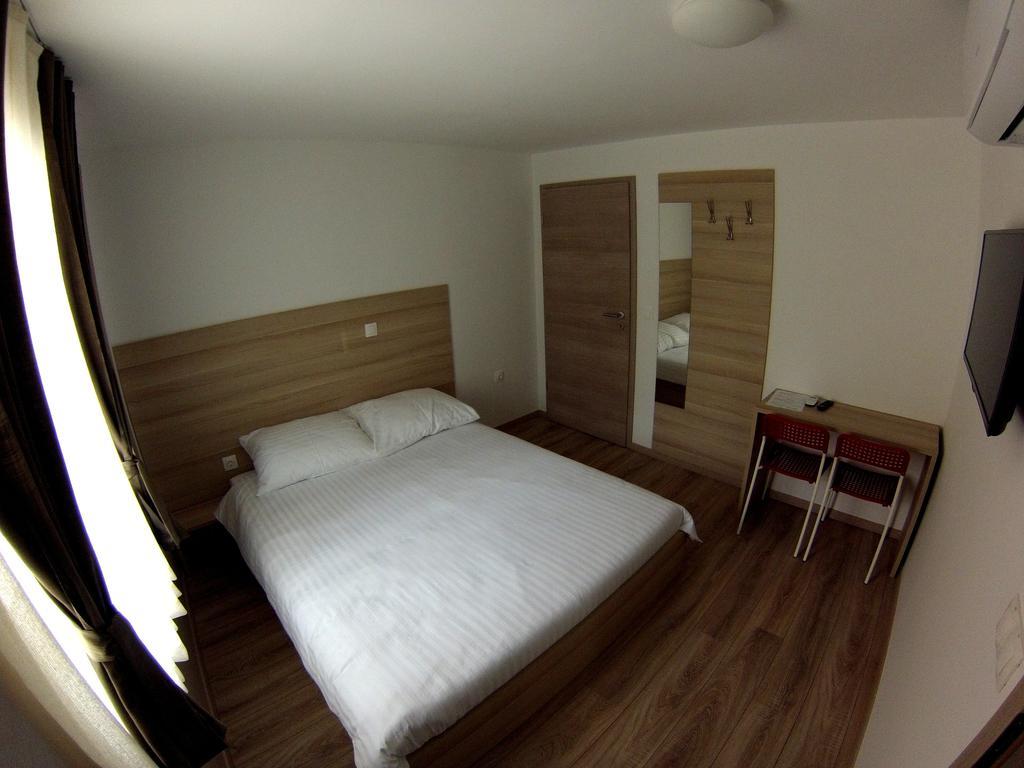 Sweet Dreams Rooms And Apartments Postojna Zimmer foto